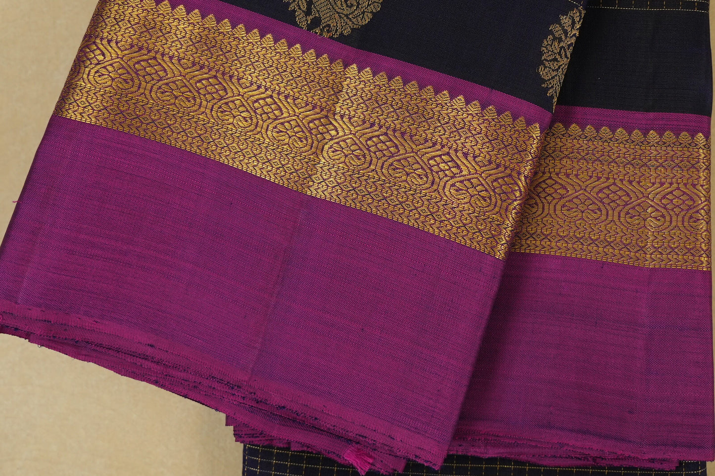 Dark Navy Blue Kanjivaram Silk Saree border