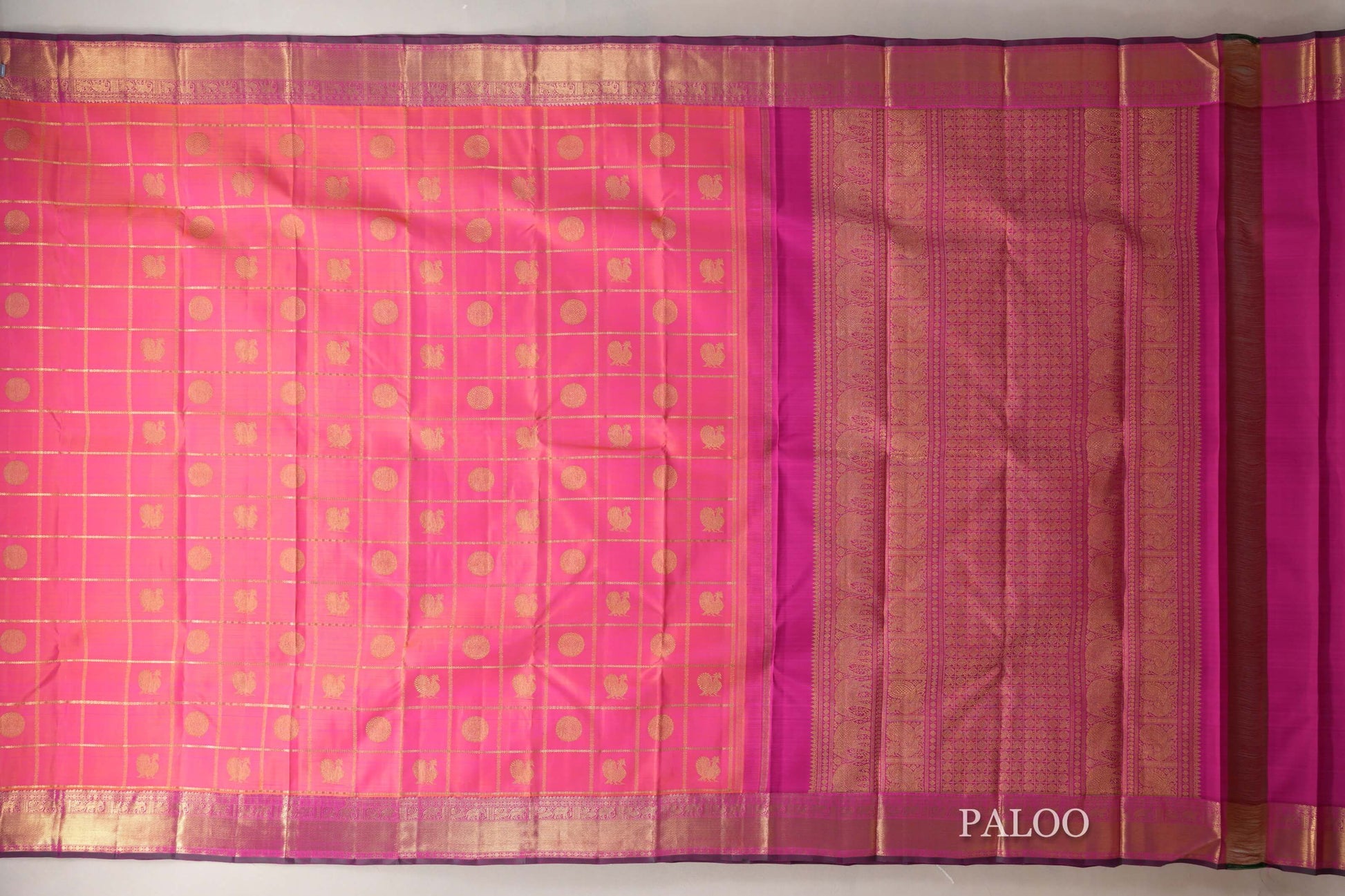 Orangish Pink with Bright Magenta Borders Heirloom Kanjivaram Silk Saree paloo