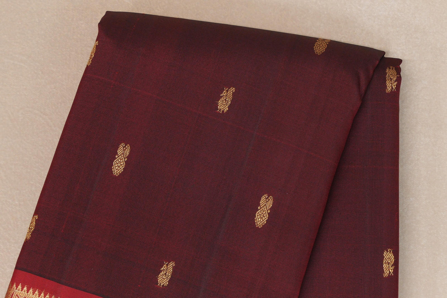 Reddish Maroon Vintage Kanjivaram Silk Saree body zoom