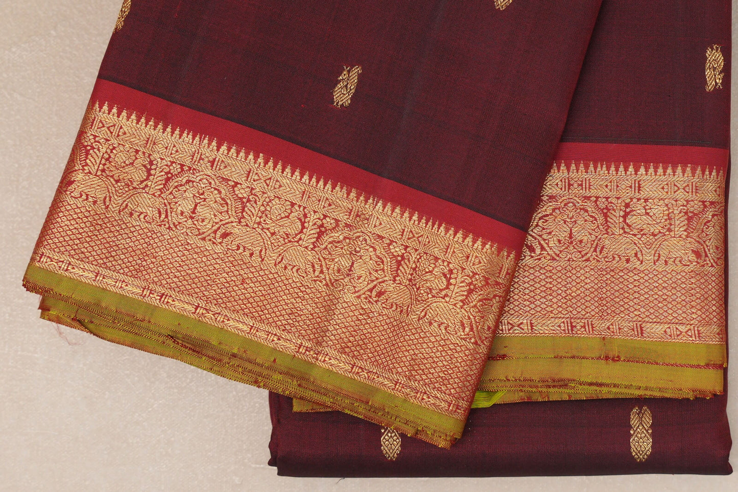 Reddish Maroon Vintage Kanjivaram Silk Saree border zoom