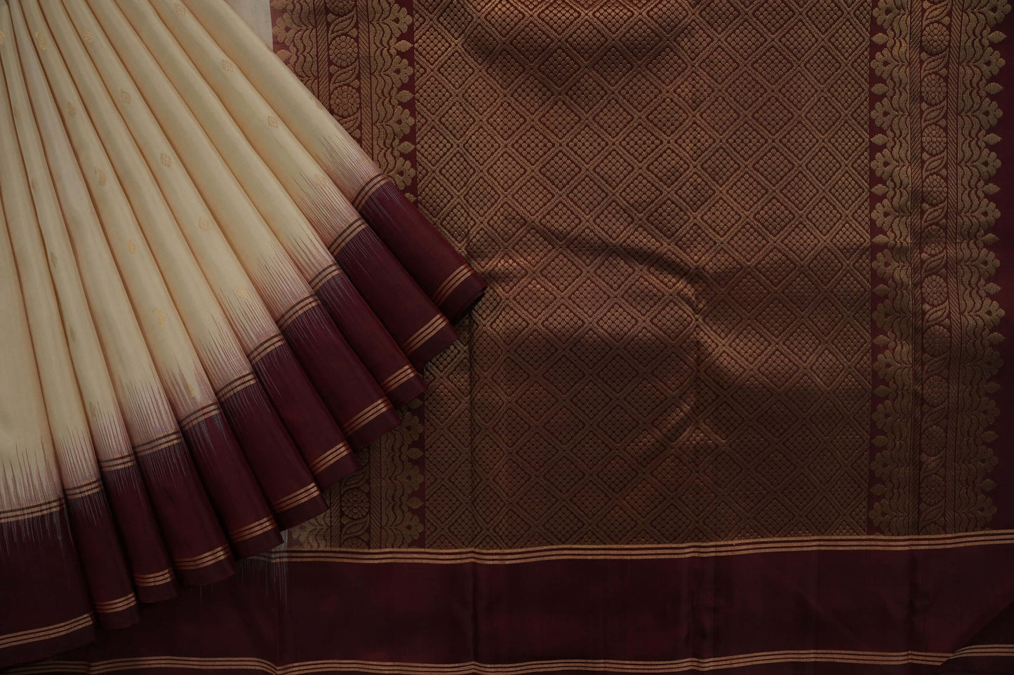 Off-white kanchipuram silk saree