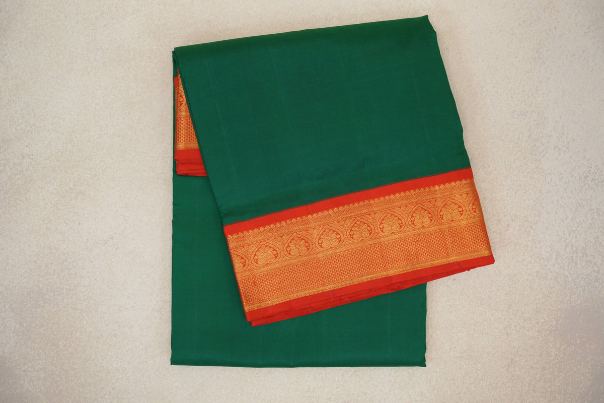 Emerald Green with Reddish Orange Borders Ten Yards Silk Saree
