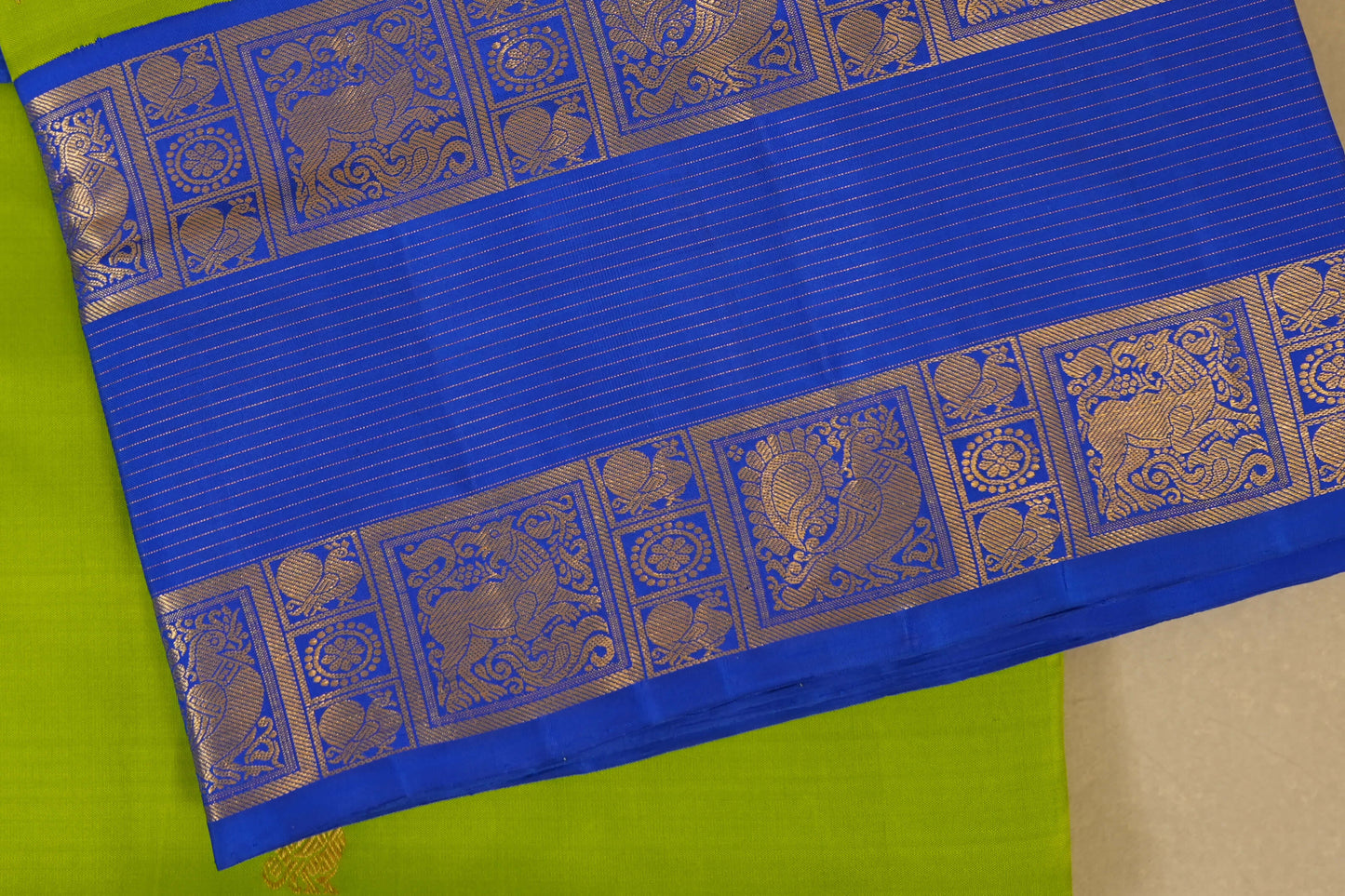 Parrot Green with Blue Borders Ten yards silk saree by Shreenivas silks PSSR017953