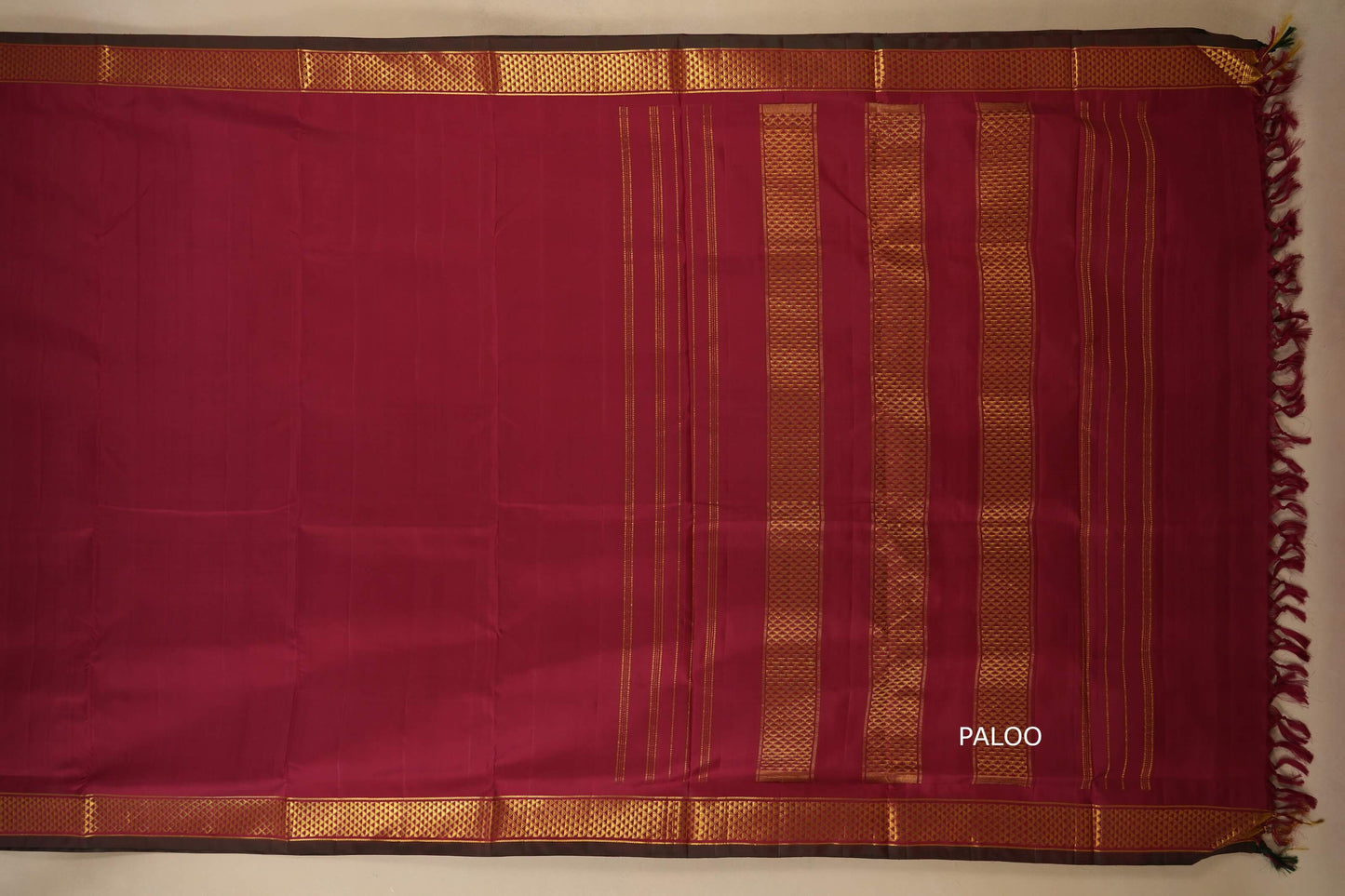 Maroon with diamond borders Ten yards silk saree by Shreenivas silks PSSR017963