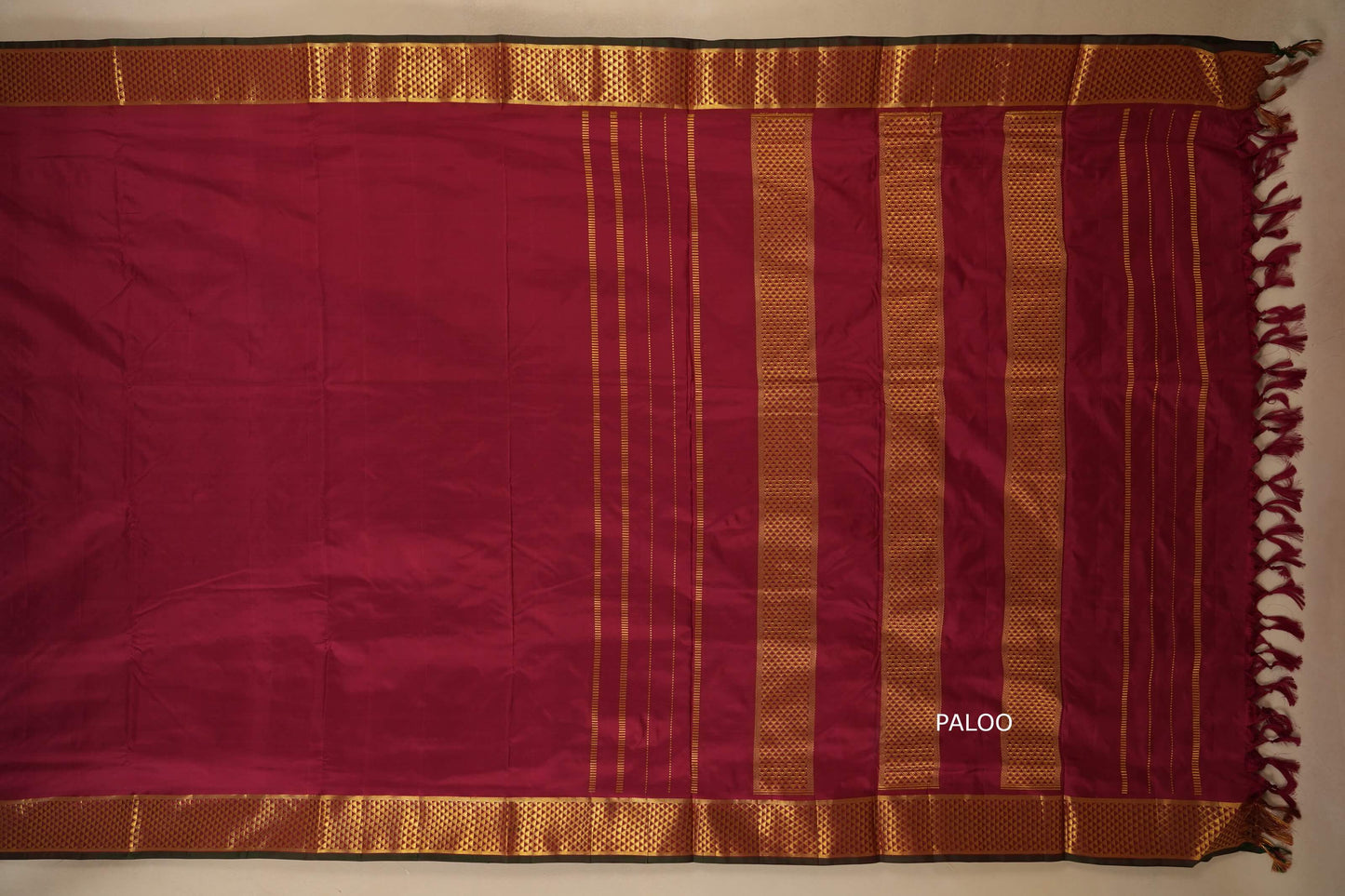 Maroon with diamond borders Ten yards silk saree by Shreenivas silks PSSR017968