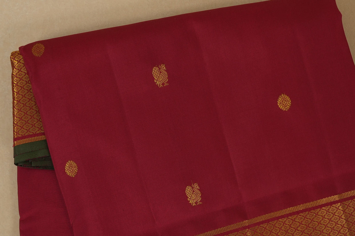 Maroon with green selvedge Ten yards silk saree by Shreenivas silks PSSR017979i