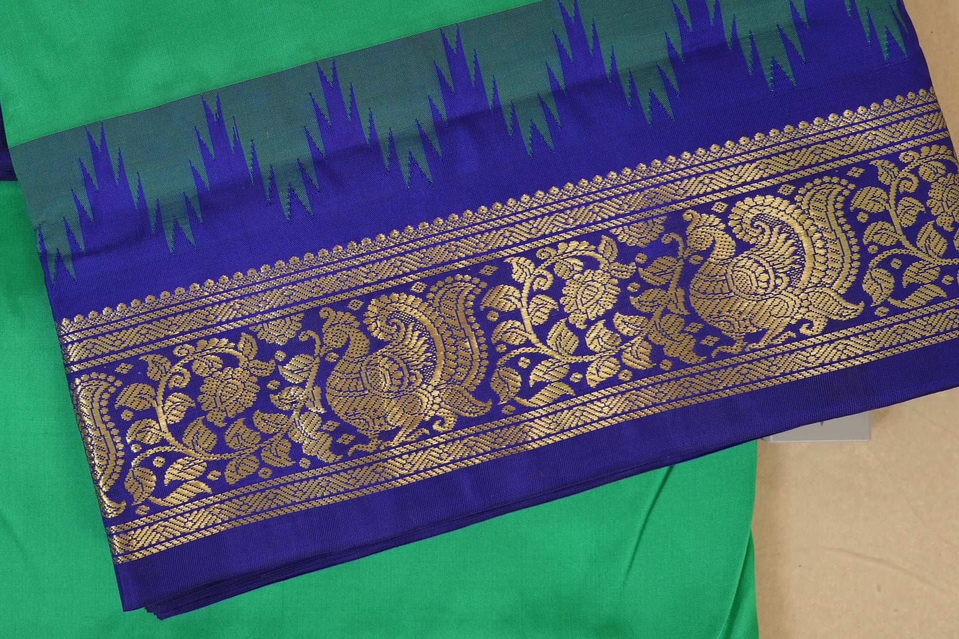 ten yards madisar silk saree borders