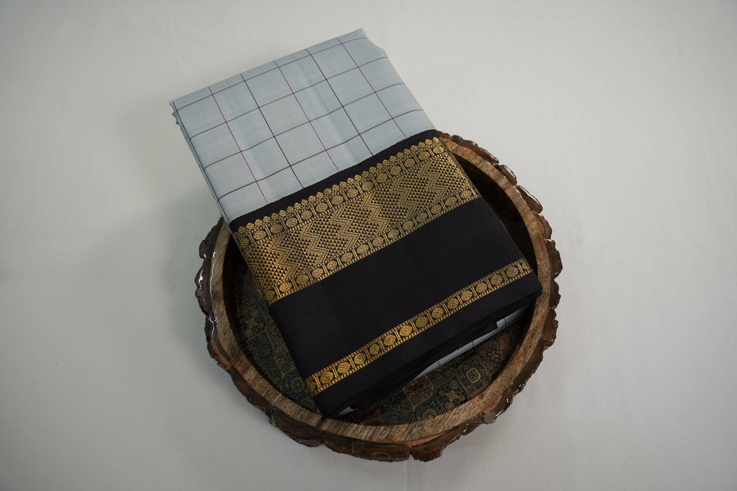 Checked kanchipuram silk saree