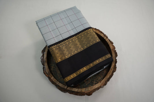 Checked kanchipuram silk saree