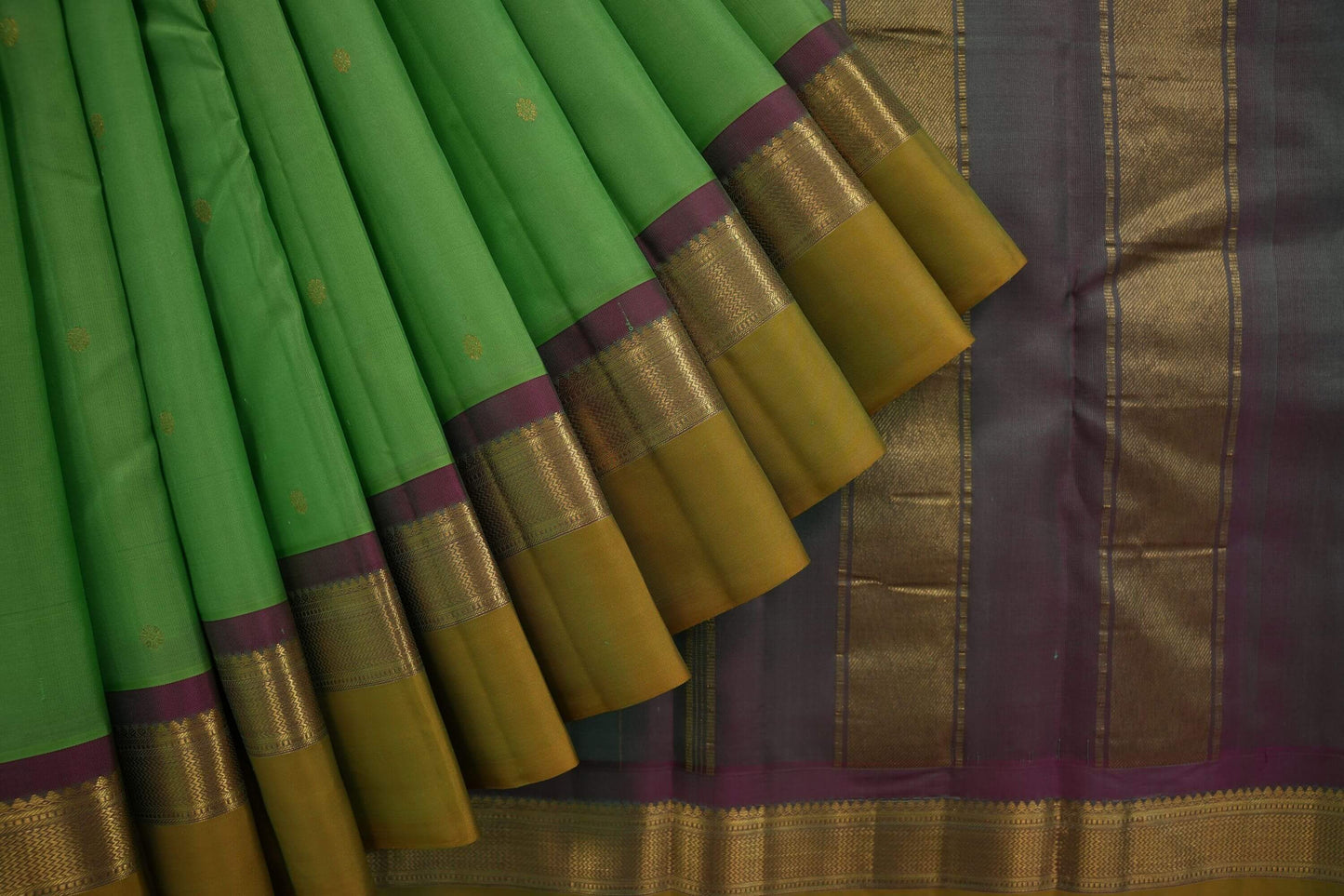 Light weight kanchipuram silk saree