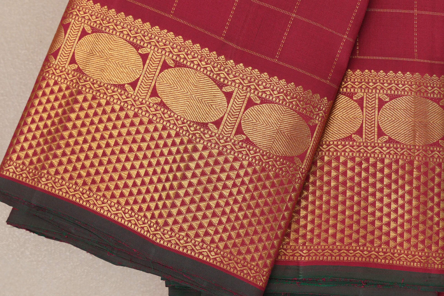 Reddish Pink with Bottle Green Selvedge Vintage Kanjivaram Silk Saree by Shreenivas Silks PSSR019043