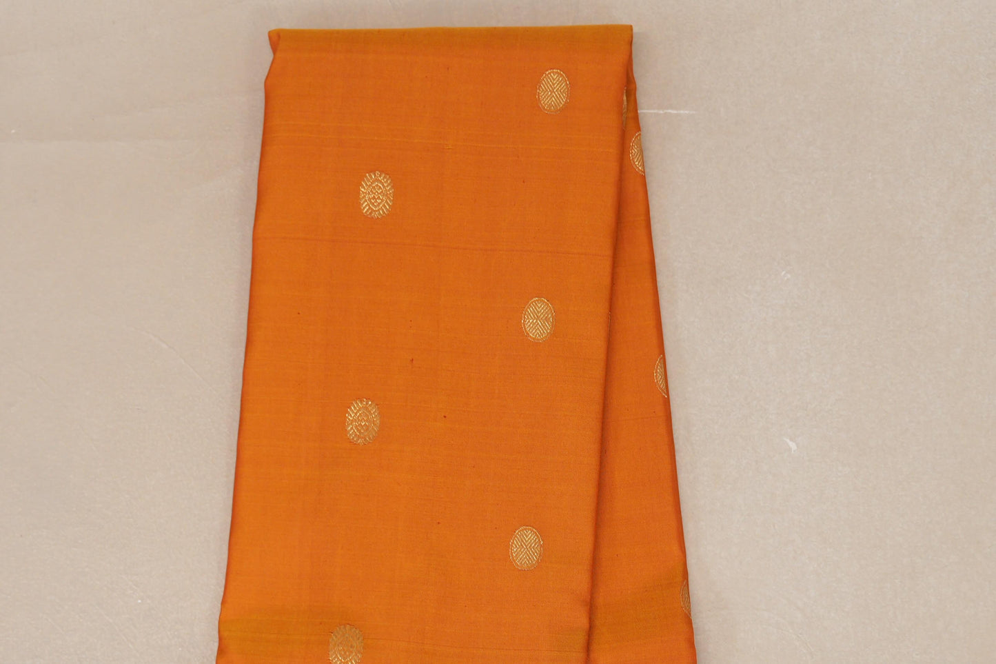 Dual Tone Red and Mustard Vintage Kanjivaram Silk Saree body zoom