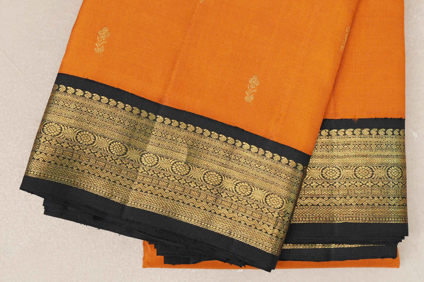 Deep Mango Orange Vintage Kanjivaram Silk Saree border zoom