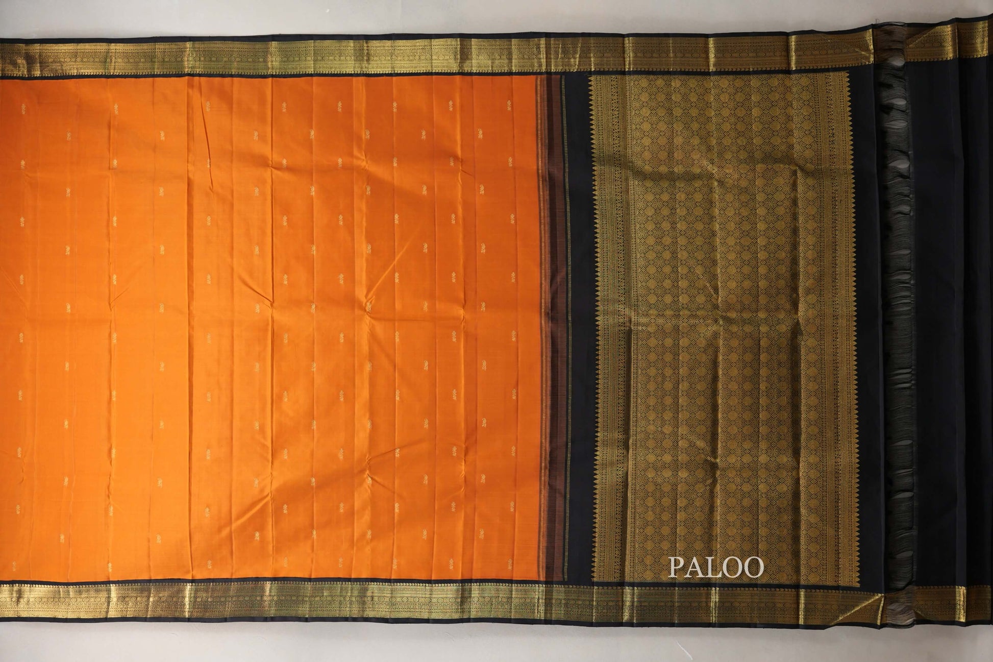 Deep Mango Orange Vintage Kanjivaram Silk Saree paloo