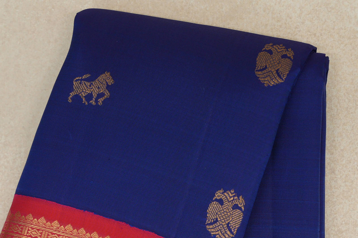 Navy Blue with Reddish Pink Borders Plant Based Kanjivaram Silk Saree body