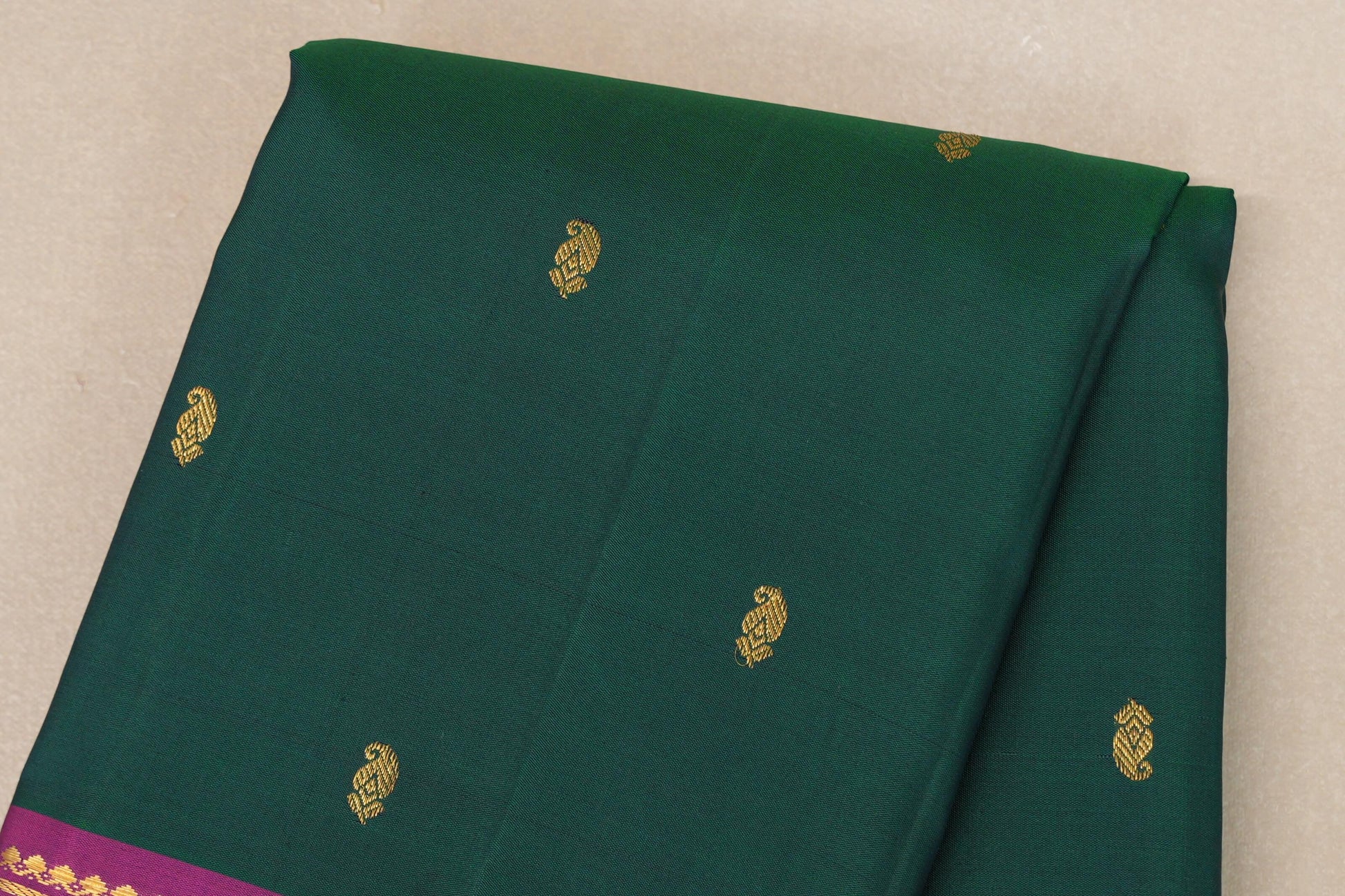 Bottle Green Vintage Kanjivaram Silk Saree  body zoom
