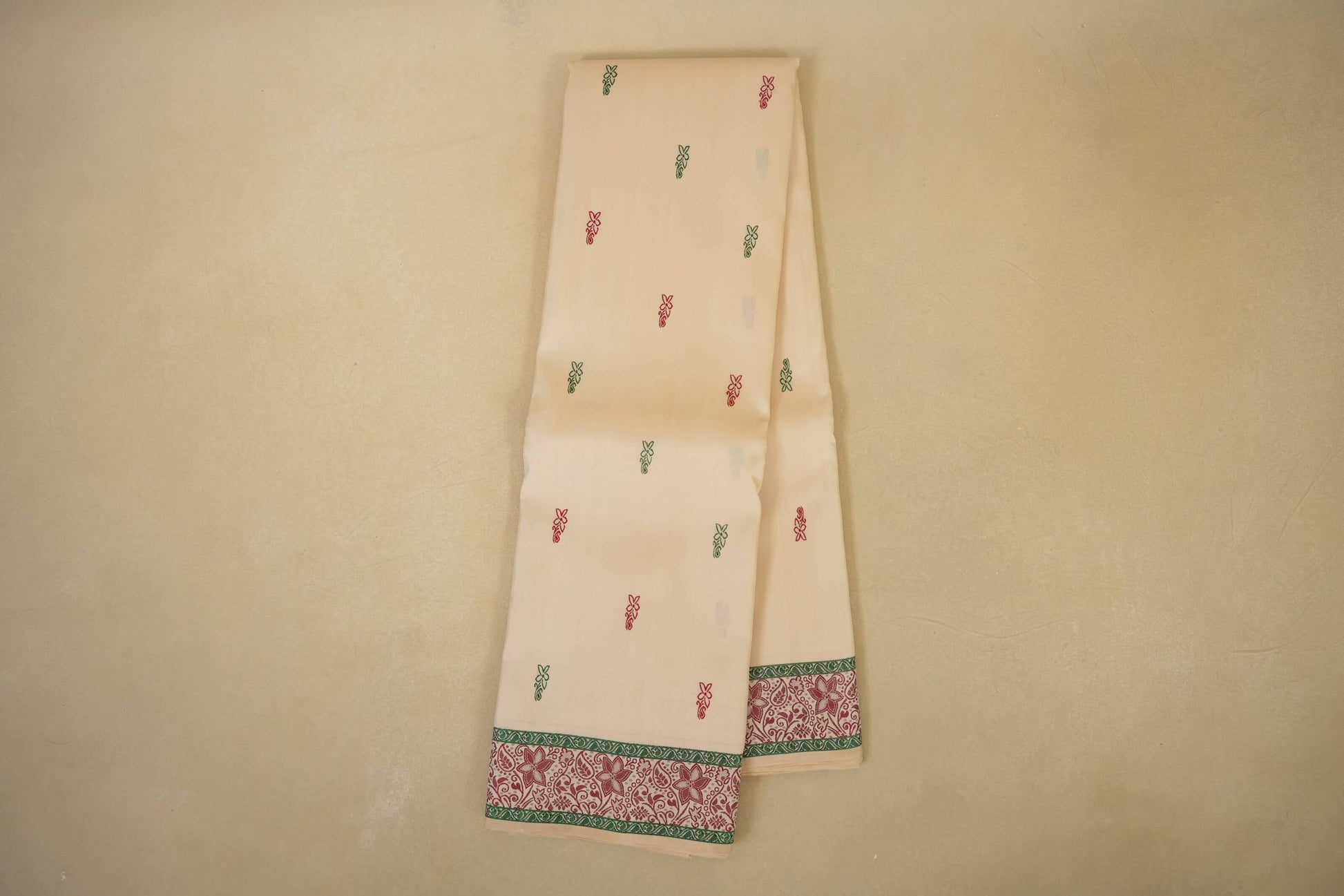 Off white Vintage Kanjivaram Silk Saree by Shreenivas Silks PSSR018015 - Parisera