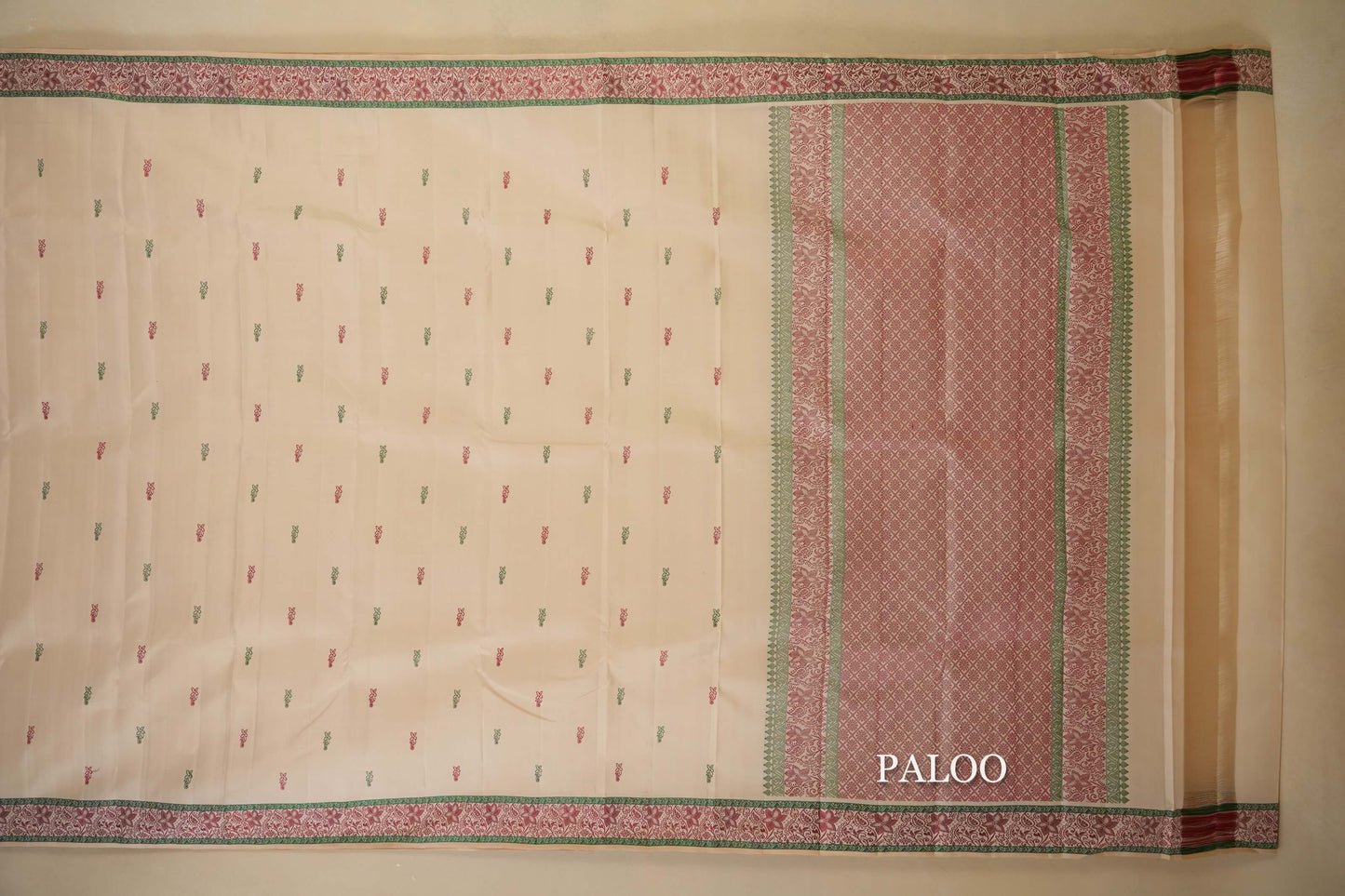 Off white Vintage Kanjivaram Silk Saree by Shreenivas Silks PSSR018015 - Parisera