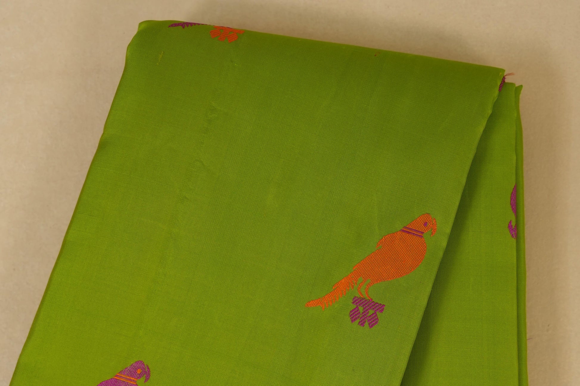 Parrot Green borderless Vintage Kanjivaram Silk Saree by Shreenivas Silks PSSR018016 - Parisera