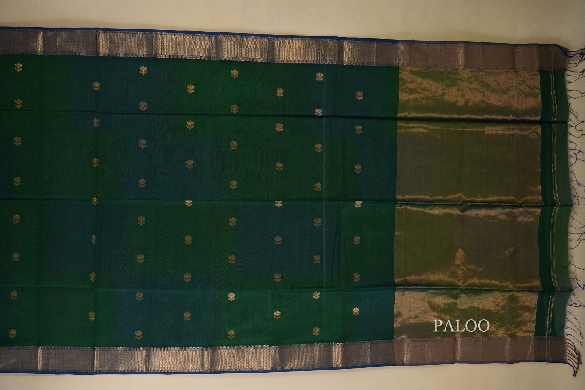 Peacock Green Maheshwari Silk Cotton Saree by Shreenivas Silks PSSR018018 - Parisera