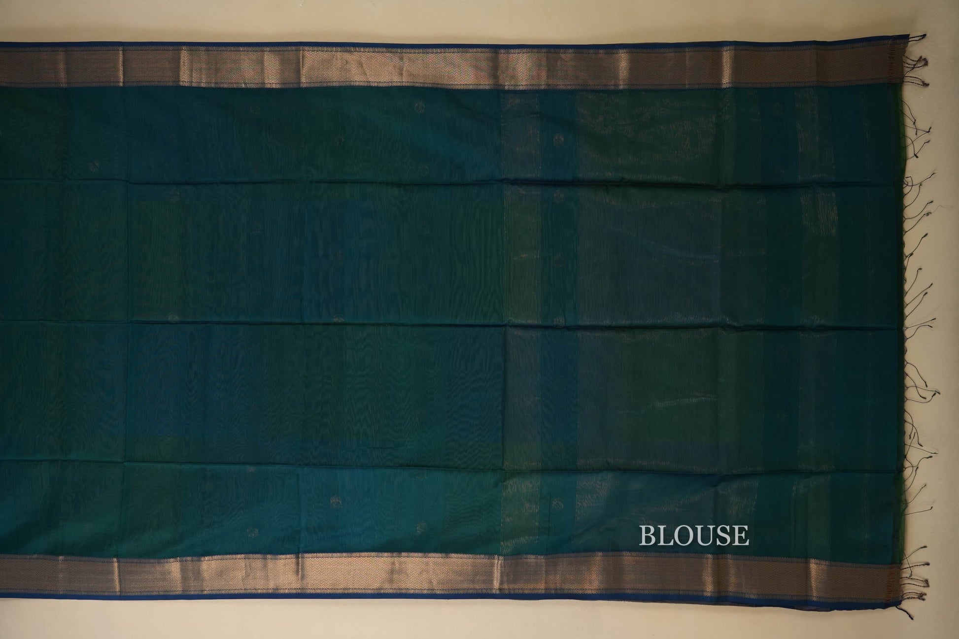 Peacock Green Maheshwari Silk Cotton Saree by Shreenivas Silks PSSR018023 - Parisera