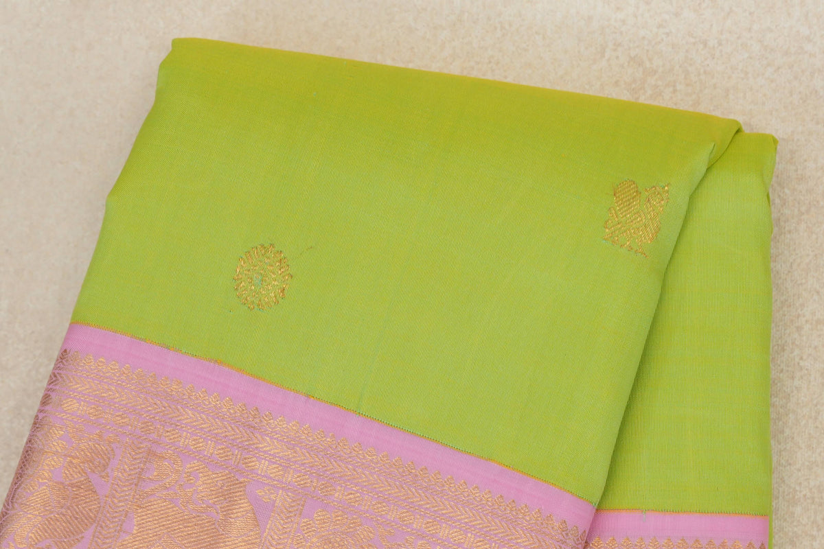 Fluorescent Green Vintage Kanjivaram Silk Saree body zoom