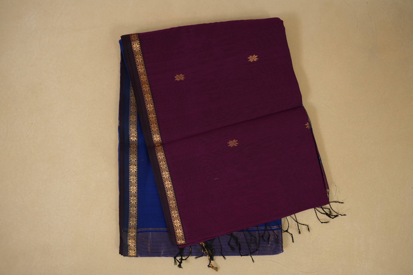 Magenta Maheshwari Silk Cotton Saree by Shreenivas Silks PSSR018030 - Parisera