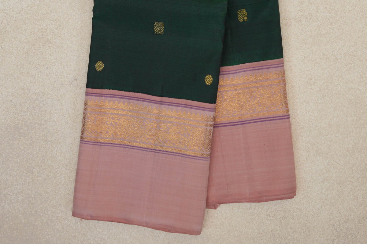 Bottle Green Vintage Kanjivaram Silk Saree border zoom