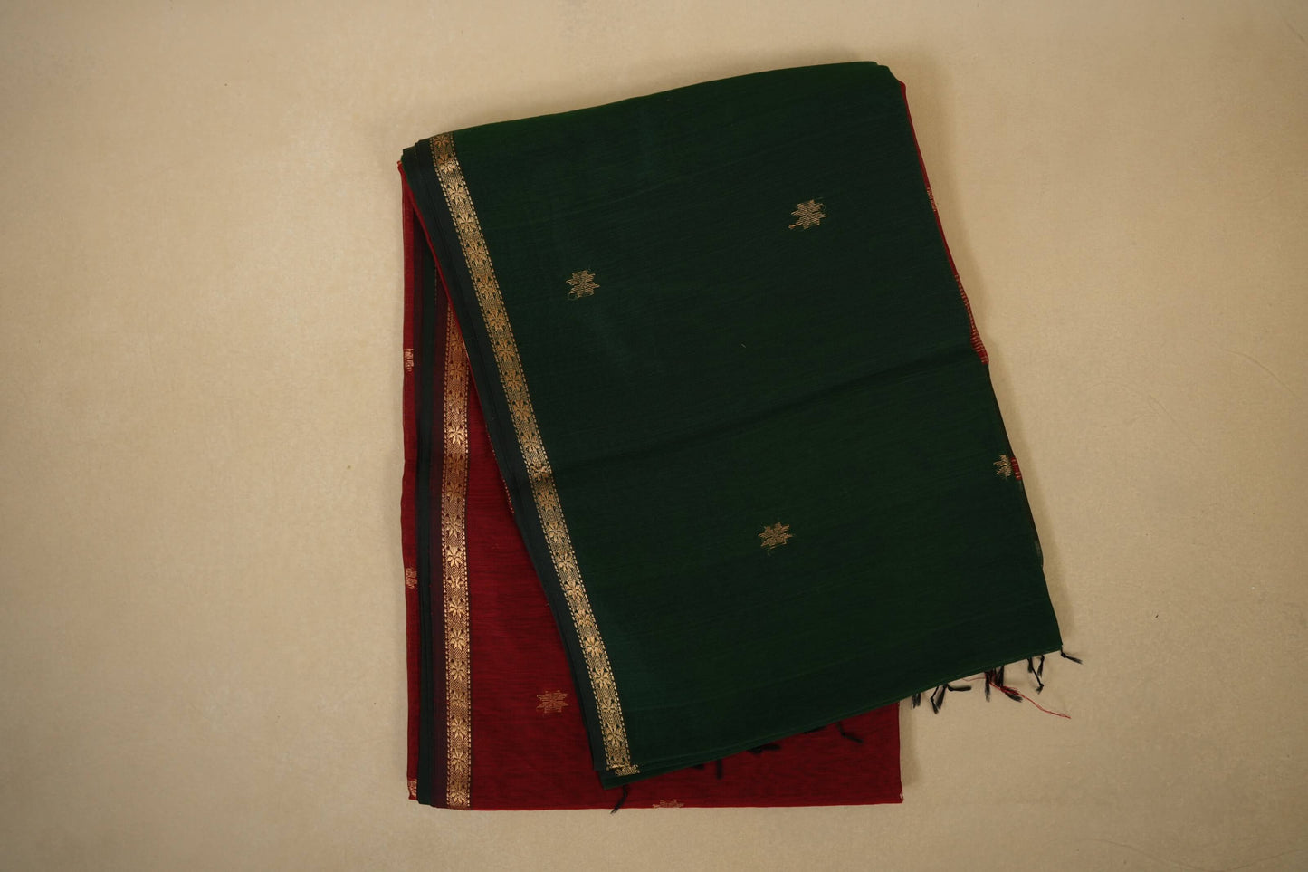 Bottle Green Maheshwari Silk Cotton Saree by Shreenivas Silks PSSR018034 - Parisera