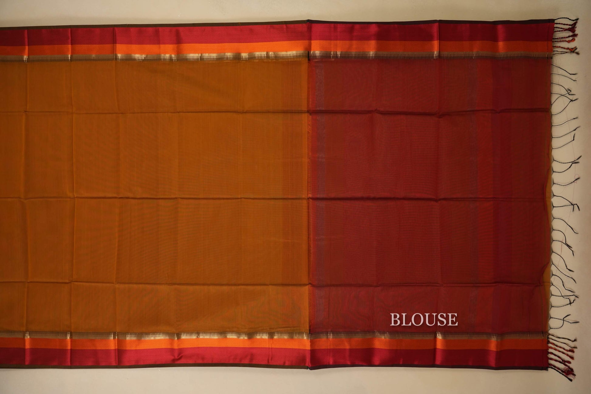 Mehandi Green Maheshwari Silk Cotton Saree by Shreenivas Silks PSSR018037 - Parisera