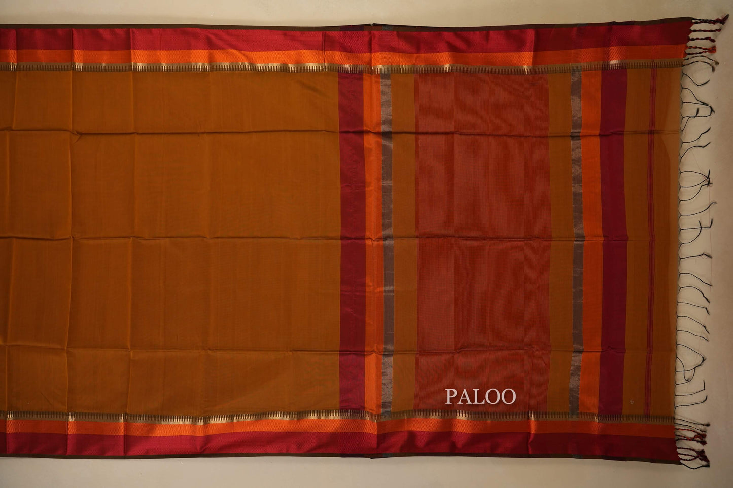 Mehandi Green Maheshwari Silk Cotton Saree by Shreenivas Silks PSSR018037 - Parisera