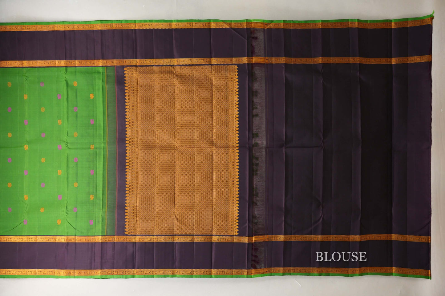 Bright leaf green with Deep Plum borders Vintage Kanjivaram Silk Saree by Shreenivas Silks PSSR019060