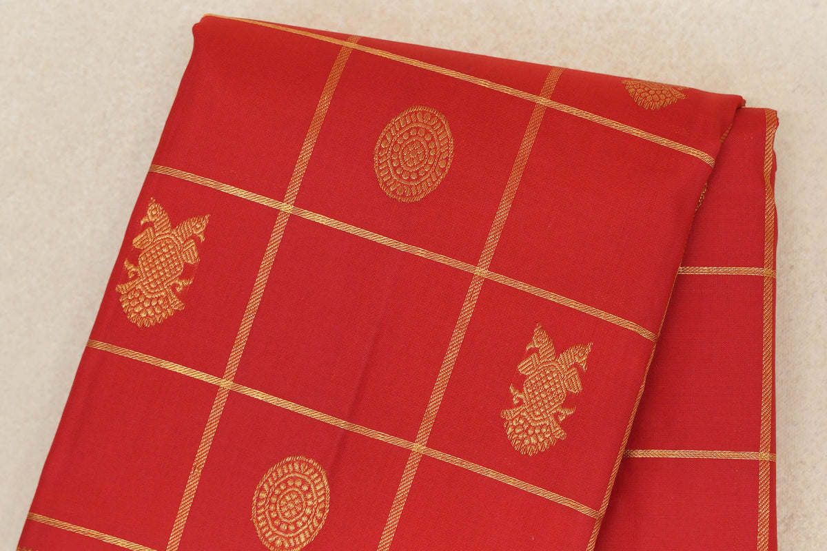 Chilli Red with Bottle Green Selvedge Vintage Kanjivaram Silk Saree body