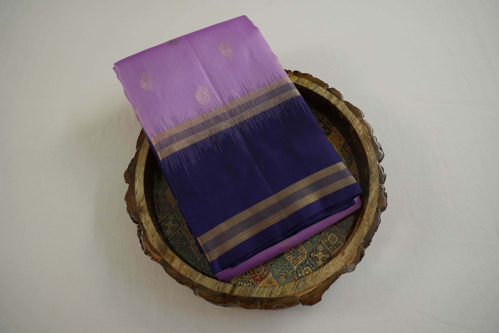 Lavender light weight kanchipuram silk saree