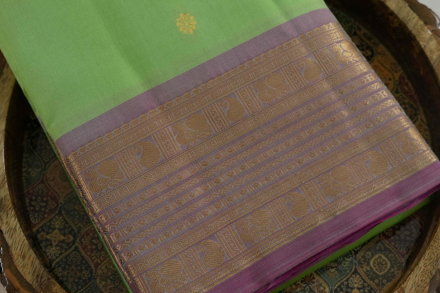 Bridal light weight kanchipuram silk saree
