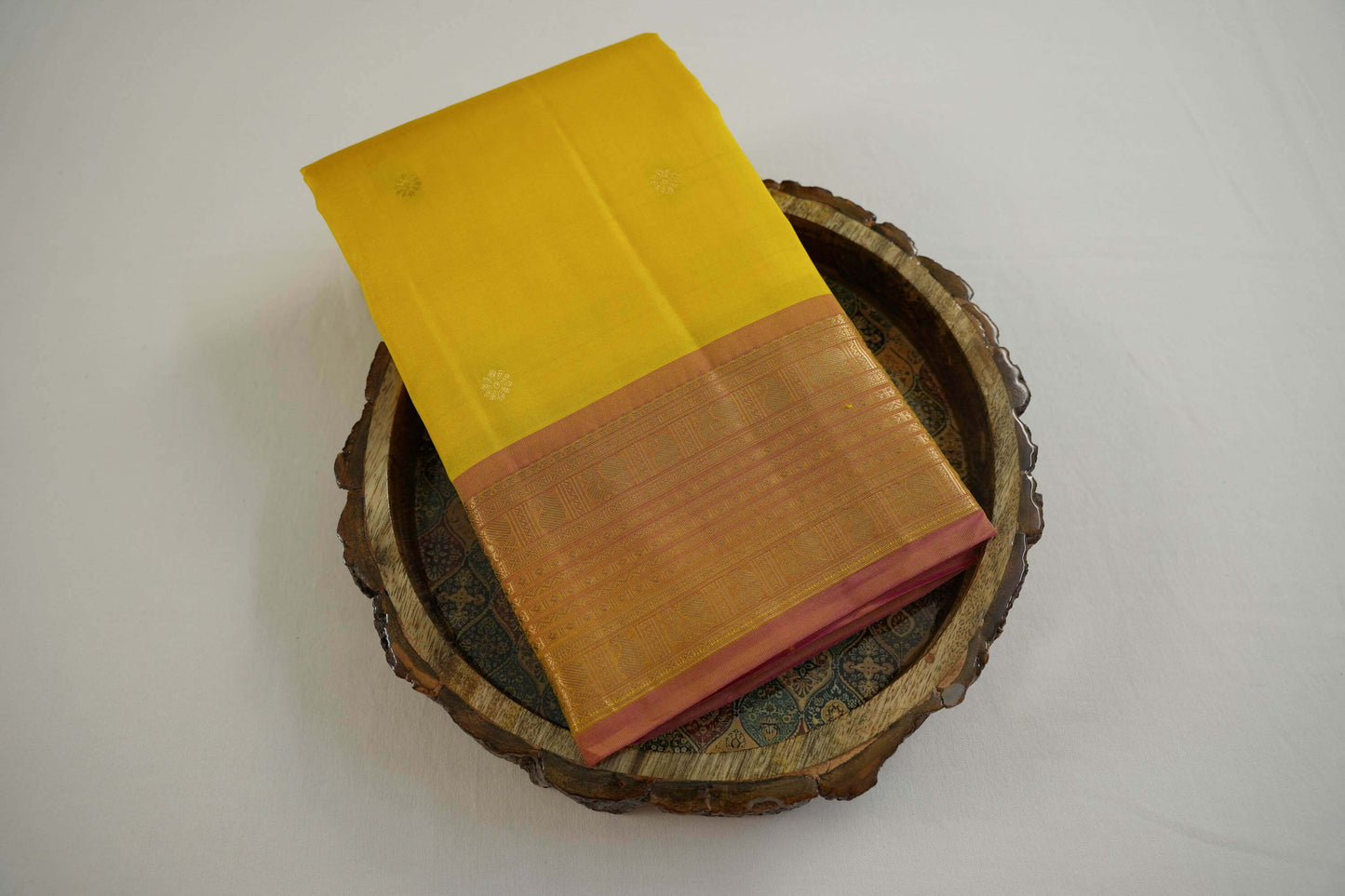 Yellow light weight kanchipuram silk saree