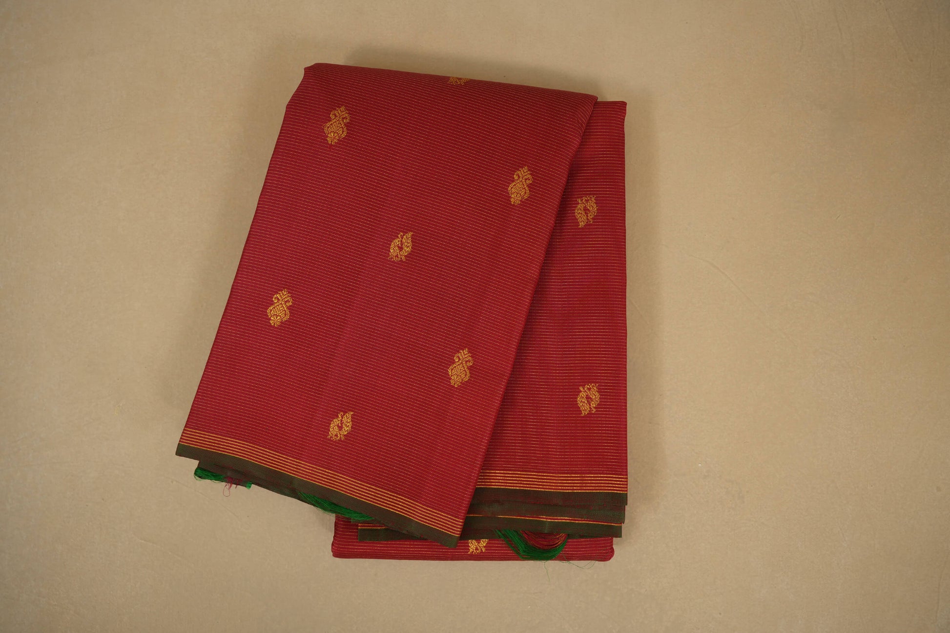 Maroon Vaira Oosi Vintage Kanjivaram Silk Saree 