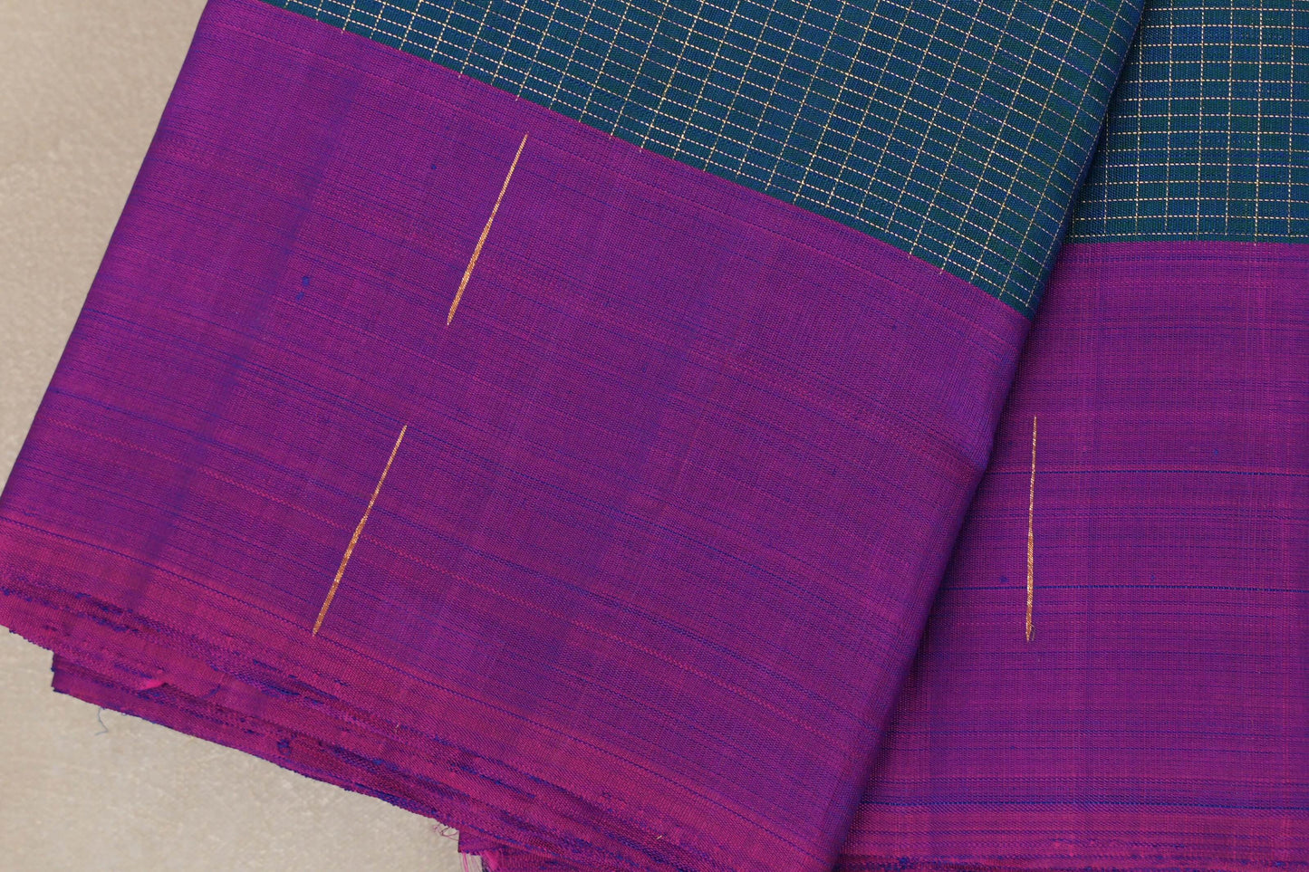 Peacock Blue with magenta Borders Plant Based Kanjivaram Silk Saree border