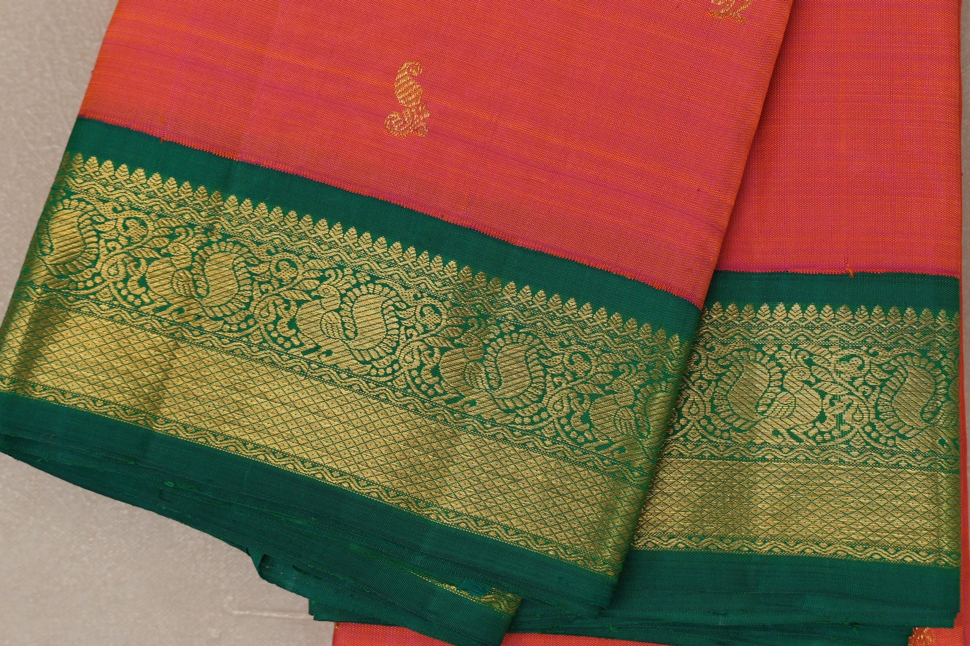 Dual Tone of Pink and Yellow Vintage Kanjivaram Silk Saree by Shreenivas Silks border