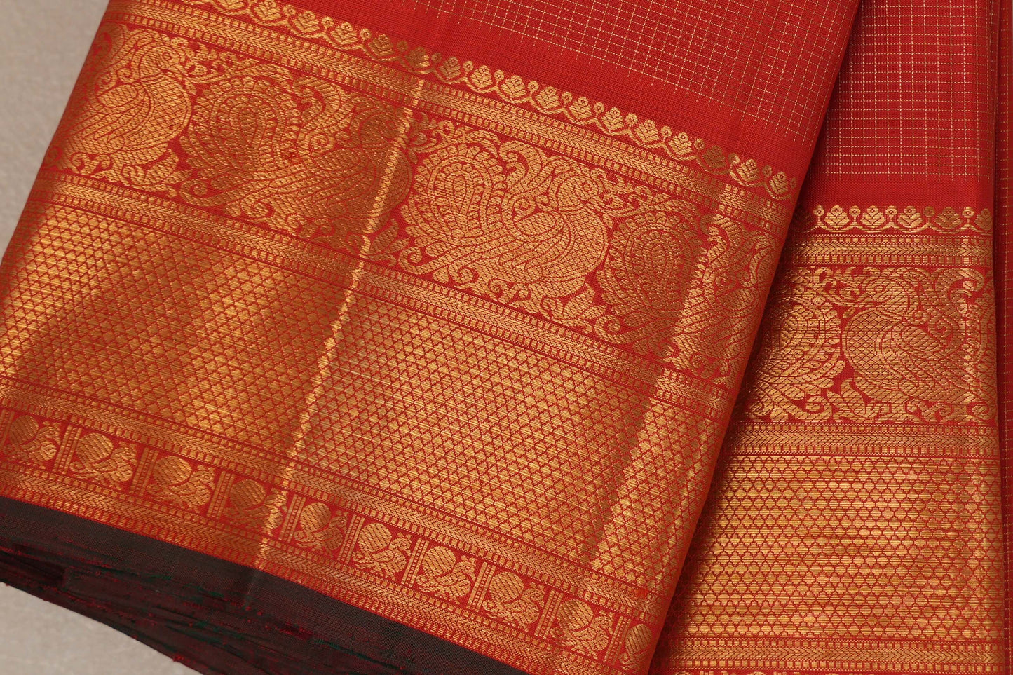 Bright Red Vintage Kanjivaram Silk Saree by Shreenivas Silks PSSR019095