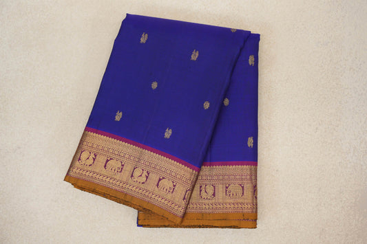 folded Deep Violet Vintage Kanjivaram Silk Saree