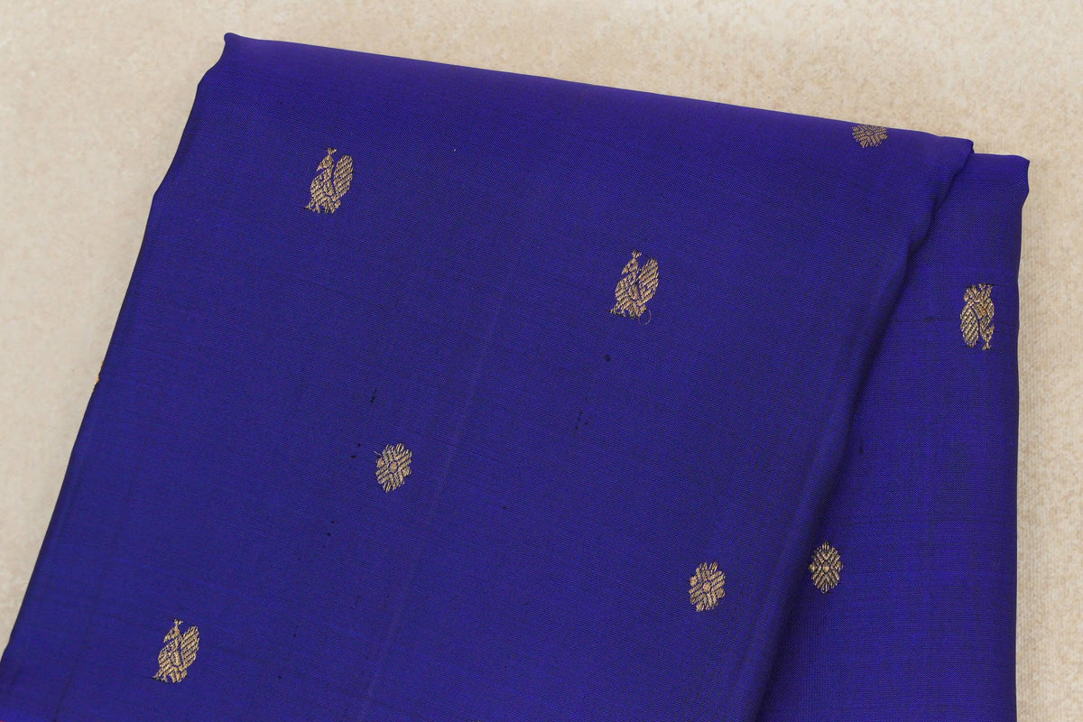 Deep Violet Vintage Kanjivaram Silk Saree body zoom