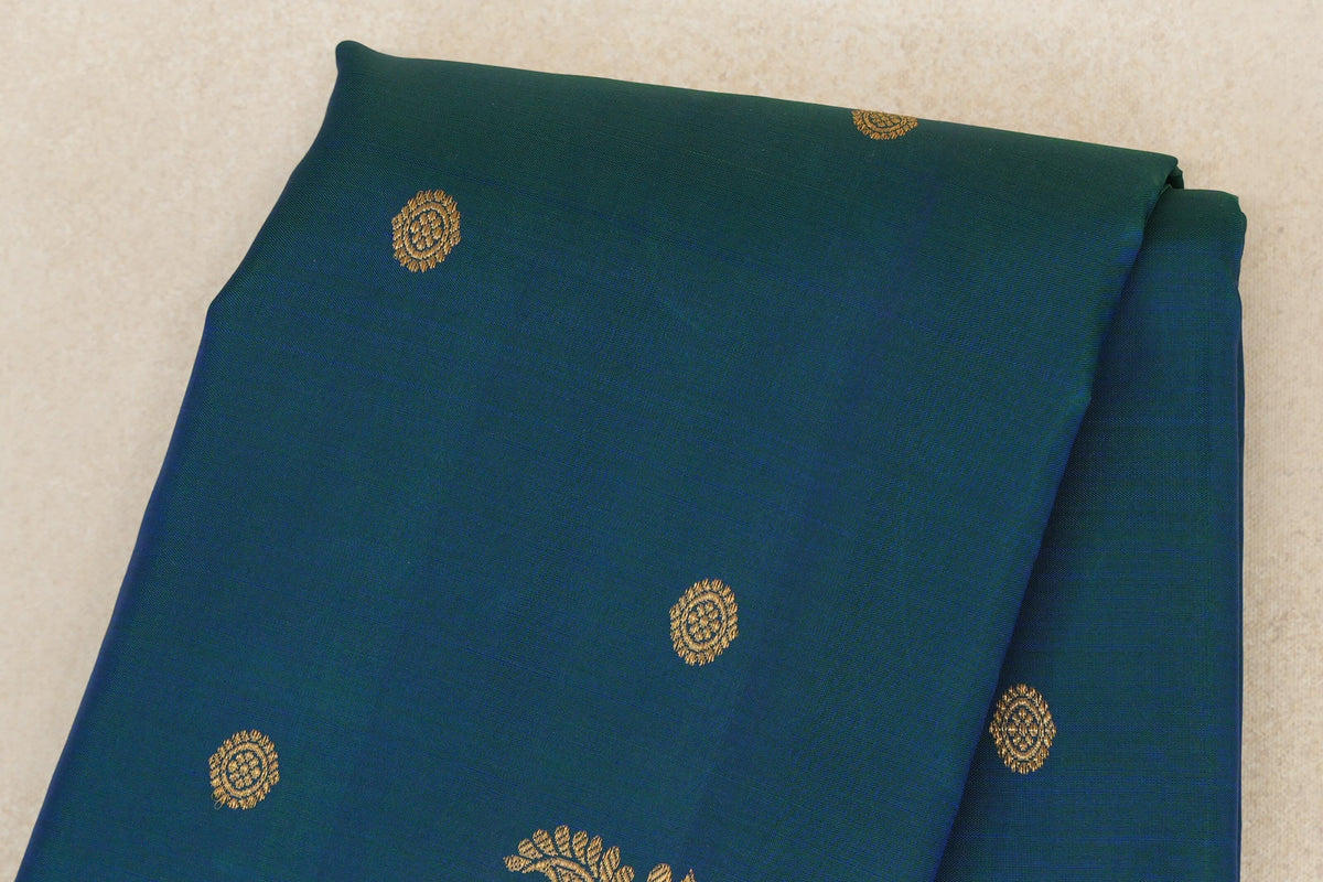 Peacock Green Plant Based Kanjivaram Silk Saree body zoom