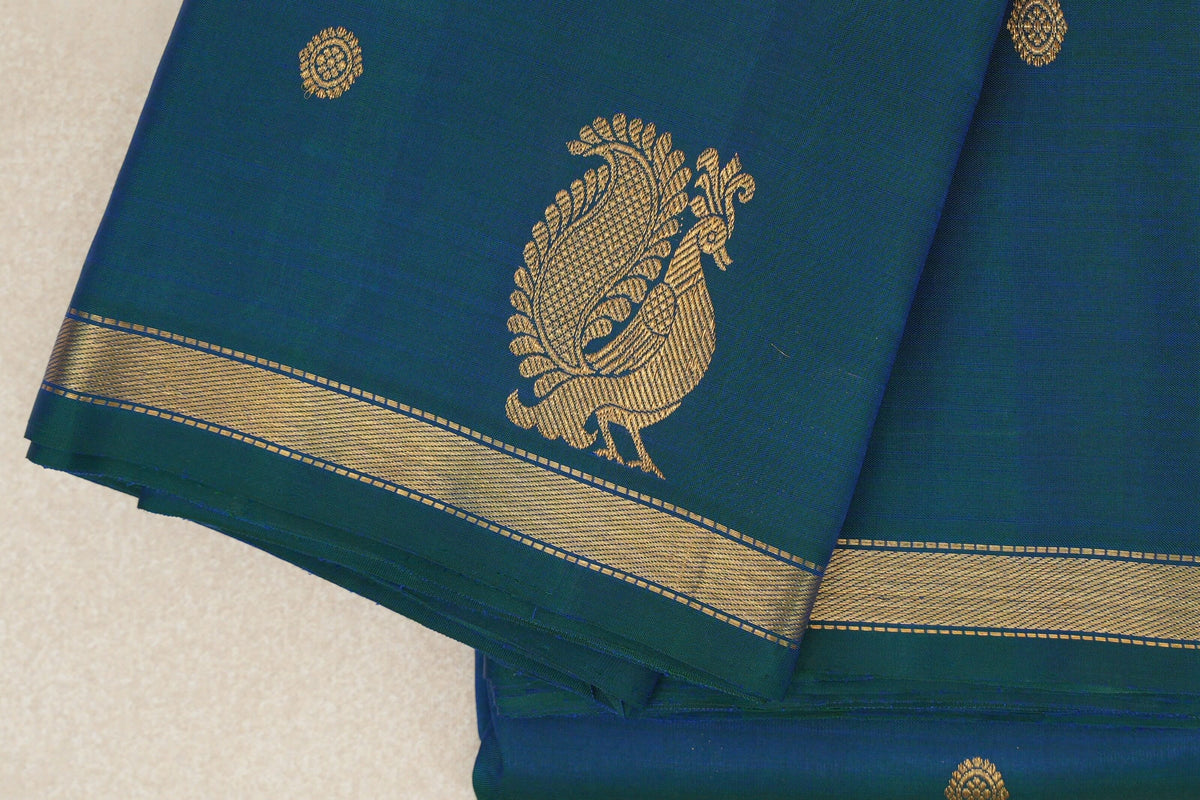 Peacock Green Plant Based Kanjivaram Silk Saree border zoom