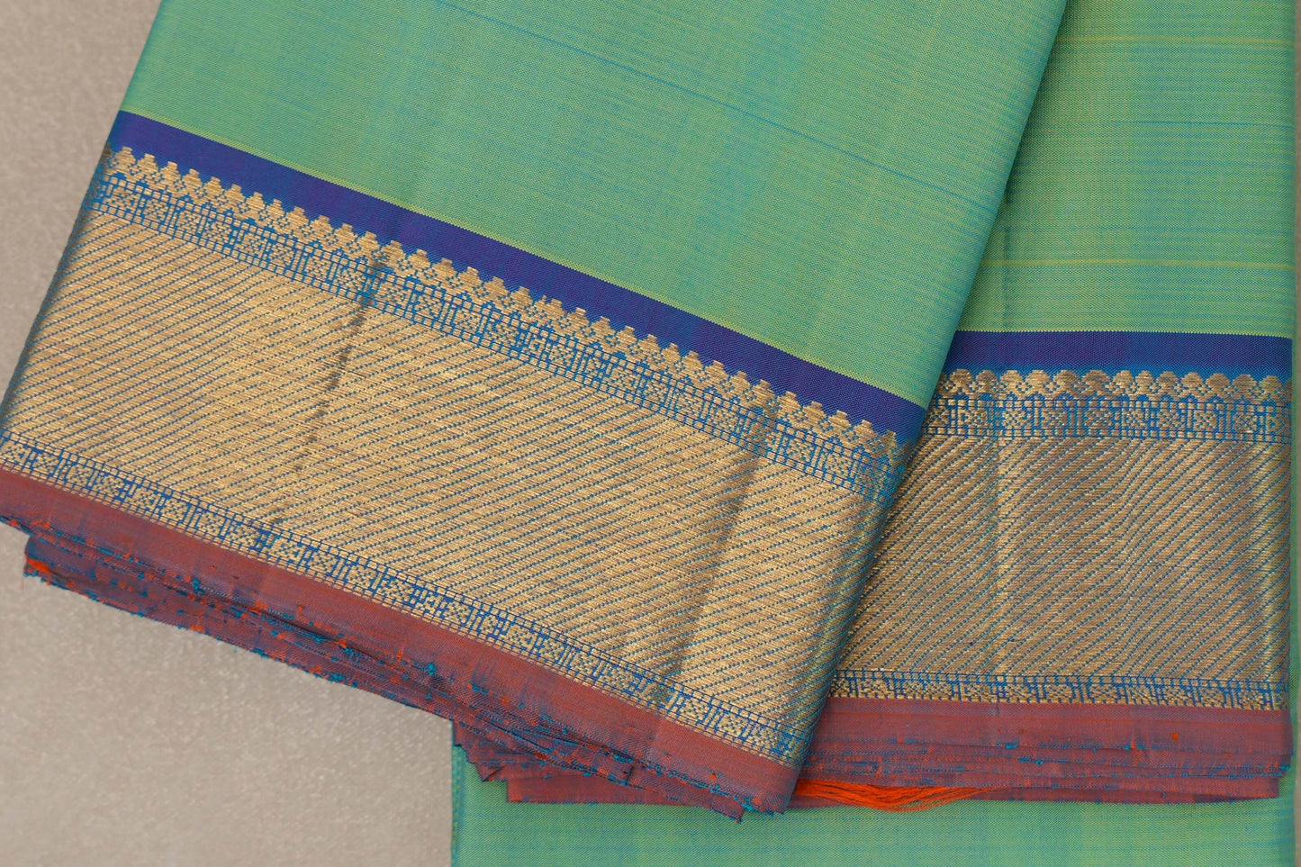Dual Tone Green and Blue Vintage Kanjivaram Silk Saree by Shreenivas Silks PSSR019103
