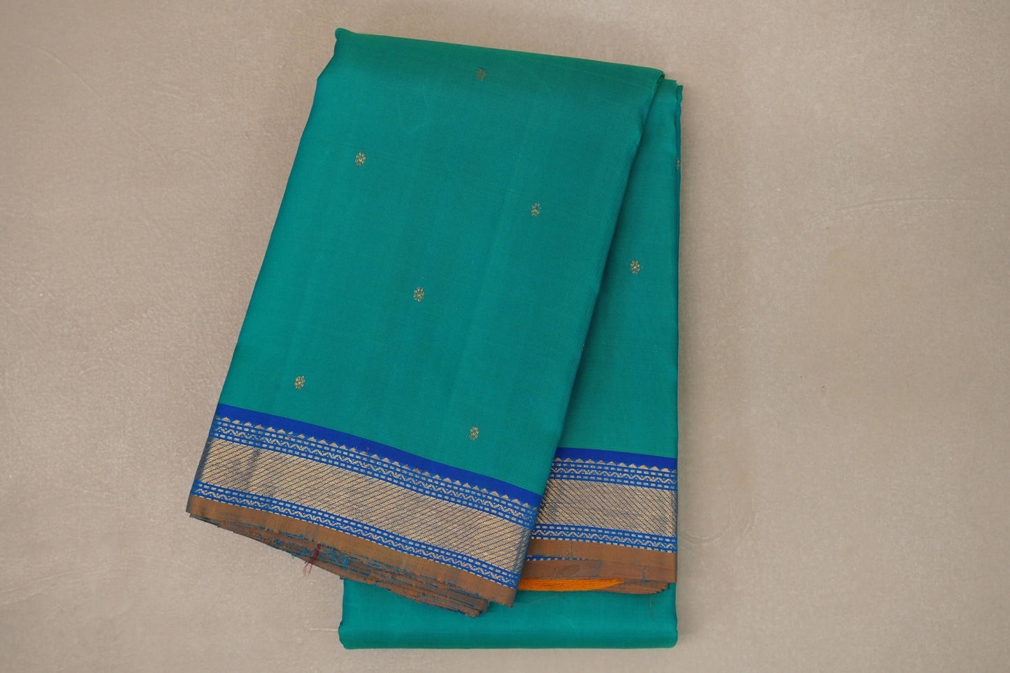 Dual Tone Green and Blue Vintage Kanjivaram Silk Saree by Shreenivas Silks PSSR019104