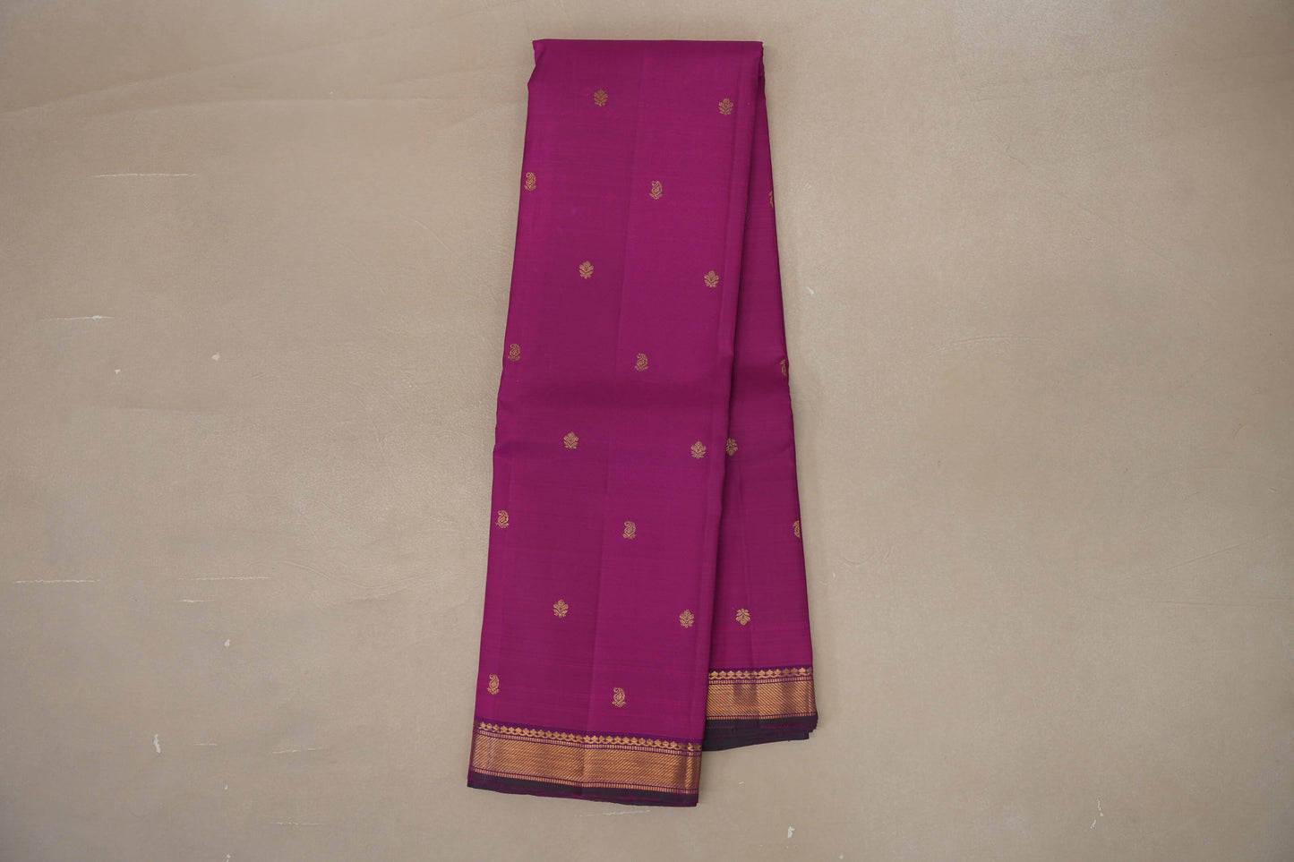 Bright magenta Vintage Kanjivaram Silk Saree by Shreenivas Silks PSSR019105