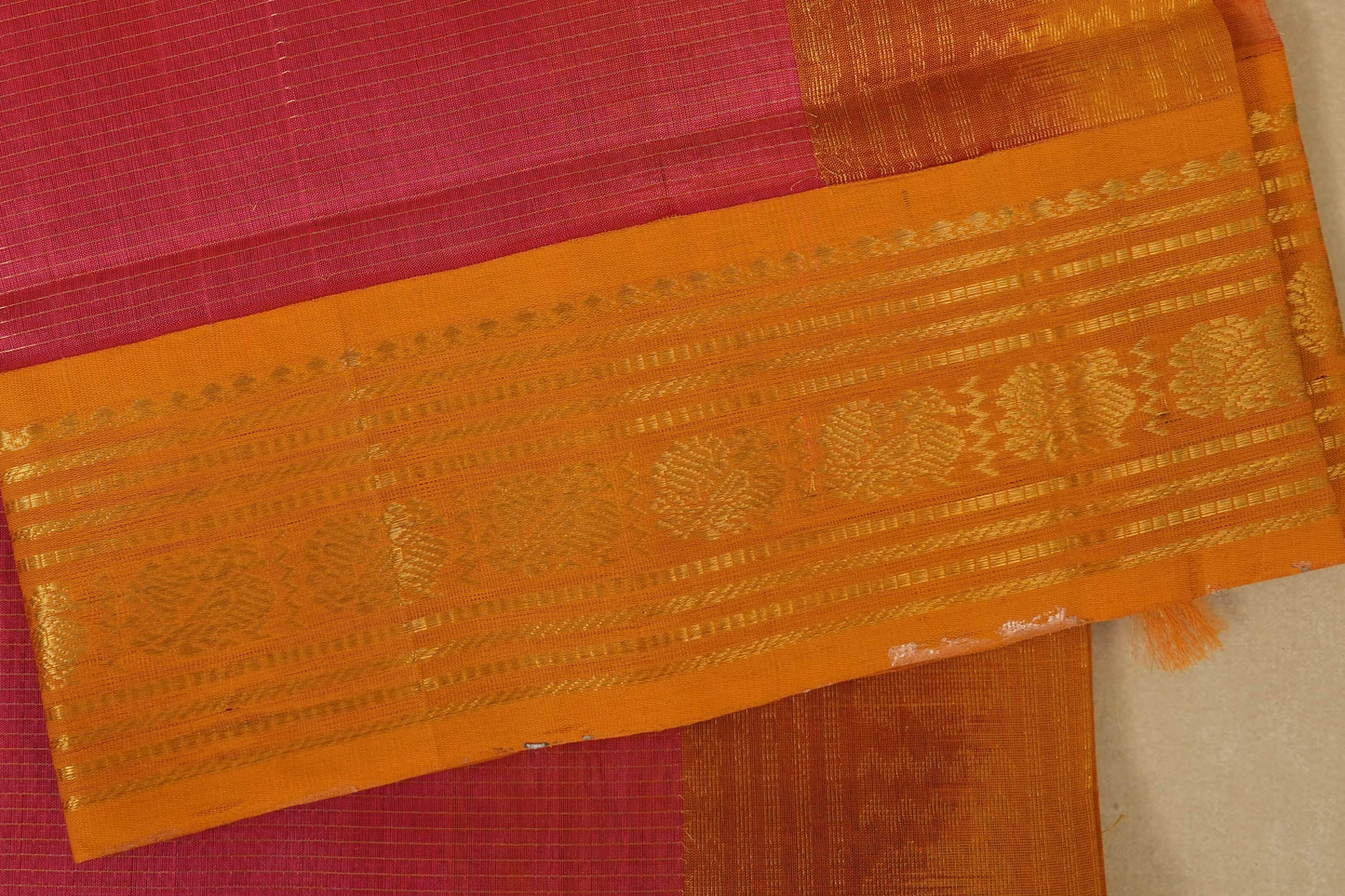 Dark Peach Pink Silk Cotton Saree border zoom