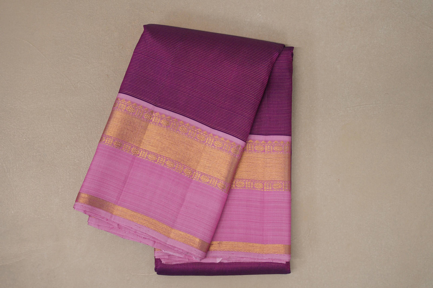 Deep magenta with Baby pink borders Vintage Kanjivaram Silk Saree by Shreenivas Silks PSSR019112