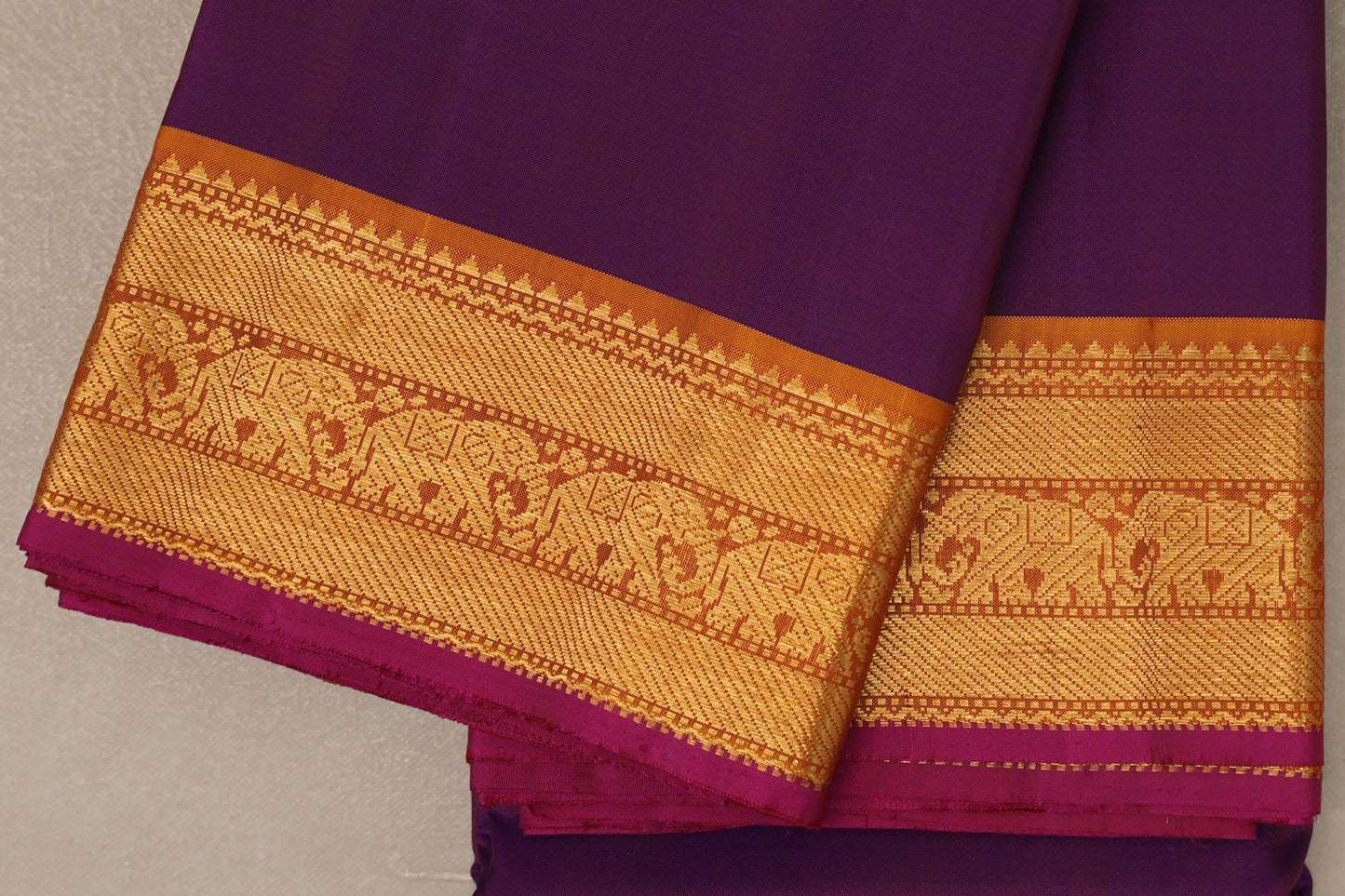 Deep magenta Vintage Kanjivaram Silk Saree by Shreenivas Silks PSSR019114